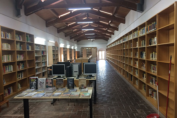 biblioteca 1